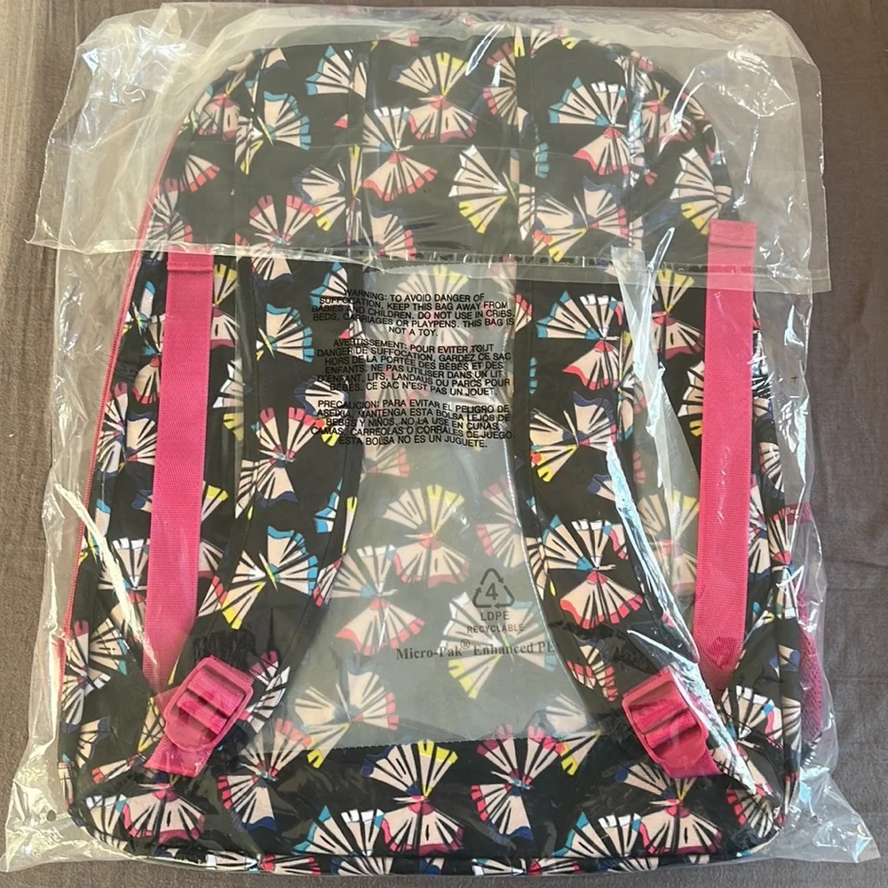 FREE 🎁 w/ Vera Bradley Lighten Up Essential Large Backpack Art Butterflies - Picture 9 of 13